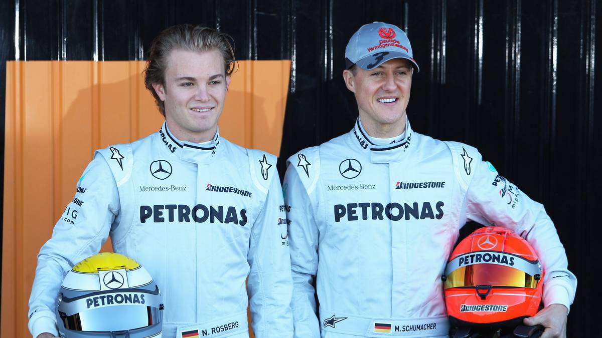 Michael Schumacher (r.) und Nico Rosberg waren drei Jahre lang Teamkollegen bei Mercedes