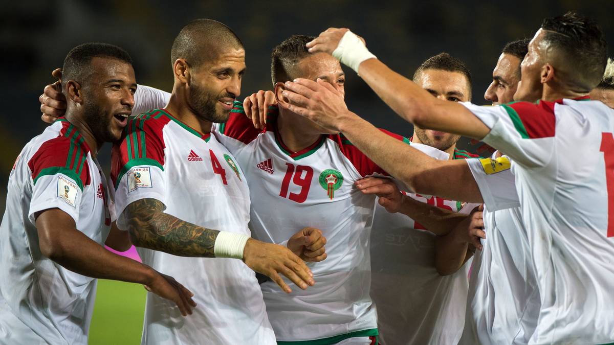 PLATZ 25 - MAROKKO: Die Ergebnisse (2:0 gegen Usbekistan und 2:1 in Serbien) stimmten zuletzt. Doch in einer Gruppe mit Spanien und Portugal rückt das Erreichen des Achtelfinals in weite Ferne