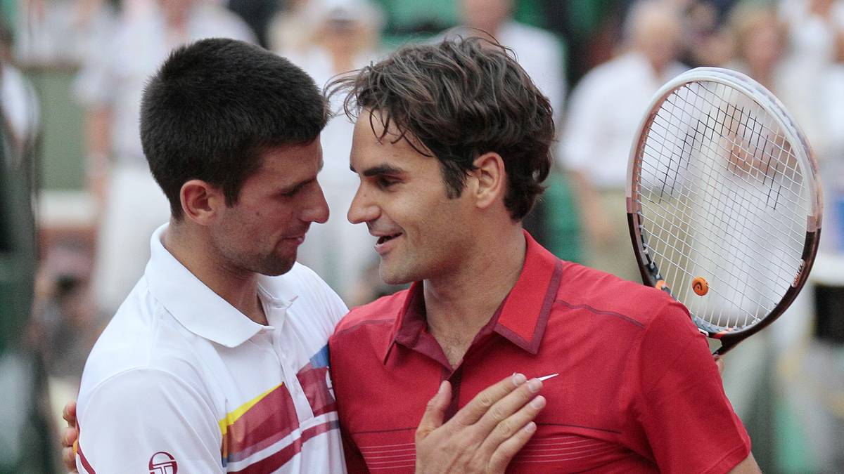 Ein Maestro in Weltklasseform stoppt Djokovic erneut, gewinnt mit 7:6, 6:3, 3:6, 7:6., obwohl auch der Djoker grandiose Schläge zeigt. Ein kleiner Trost: Djokovic wird trotz Halbfinale-Aus neue Nummer 1 der Weltrangliste und stürzt Rafael Nadal vom Thron