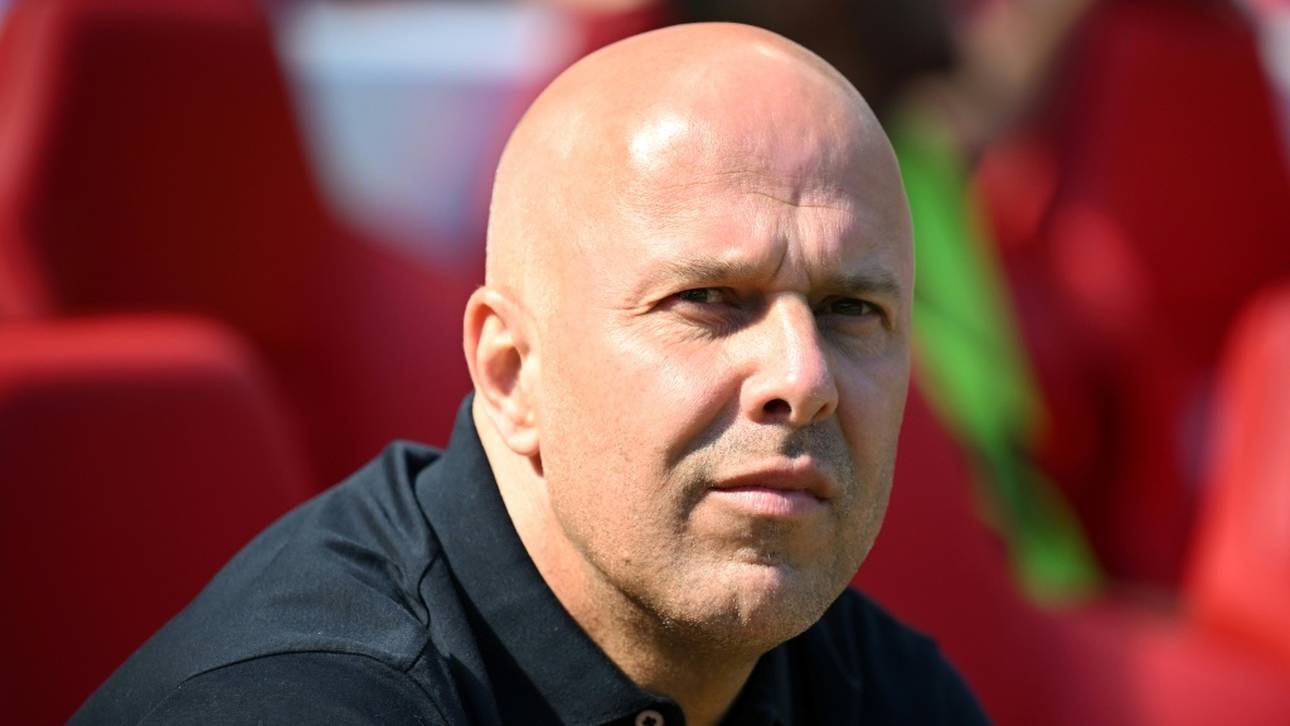 Nach schwacher Saison: Liverpool und Slot trennen sich