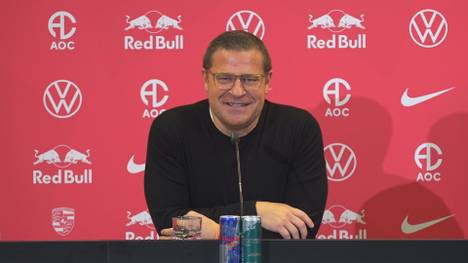 Max Eberl blickt auf mögliche Kaderveränderungen nach seinem Amtsantritt bei RB Leipzig und äußert sich über mögliche Vertragsverlängerungen und Abgänge. 
