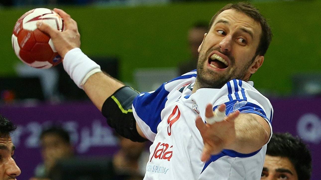 Füchse reaktivieren 41-Jährigen