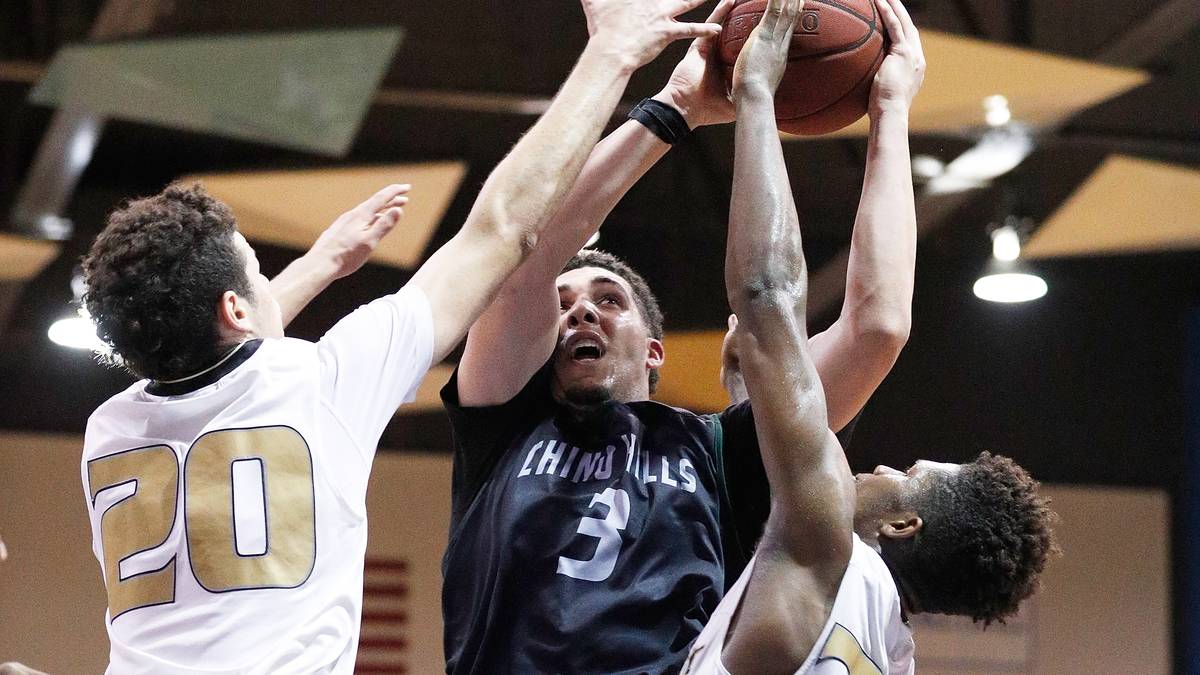 Aber auch LiAngelo zählte zu den Leistungsträgern in Chino Hills. Seine Rekordmarke von 72 Punkten in einem Spiel kann sich ebenfalls sehen lassen. Der nächste logische Schritt: Wie Bruder Lonzo holte ihn UCLA ins College-Team