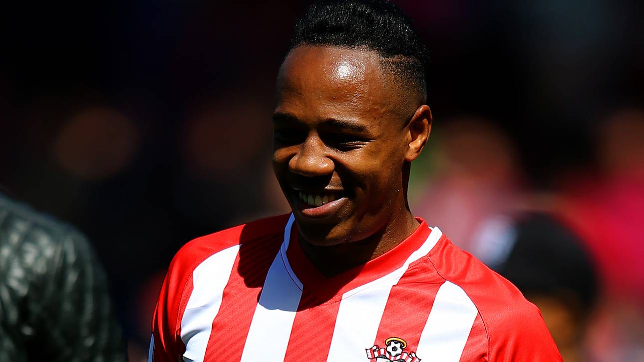 Reds holen Clyne aus Southampton
