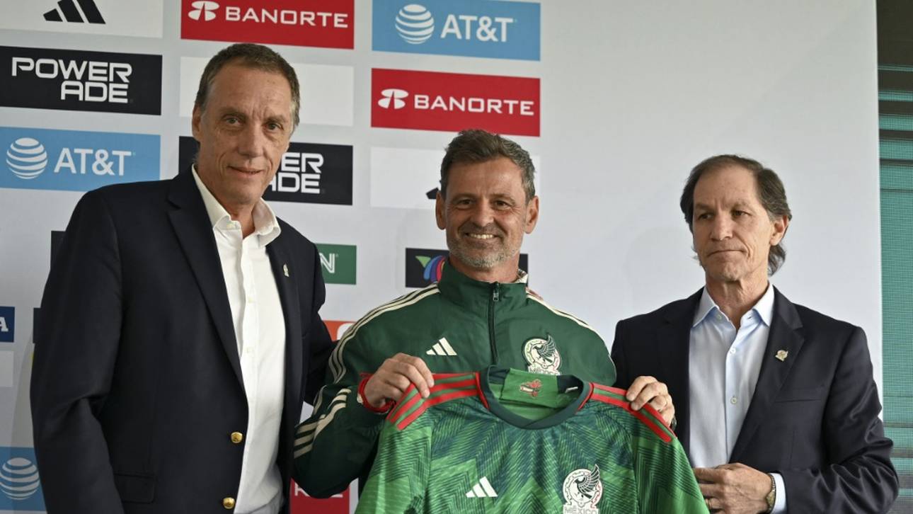 Argentinier führt Mexikos Neustart an