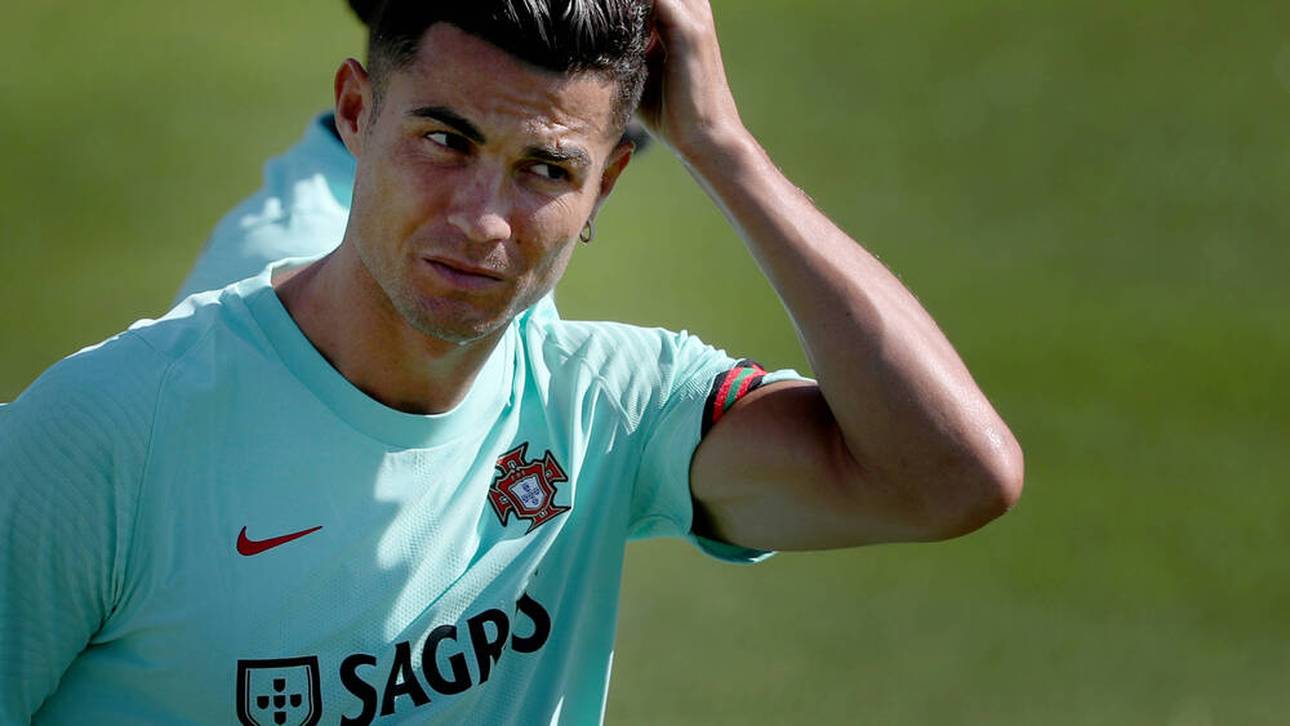 Ronaldo erstmals im United-Trikot