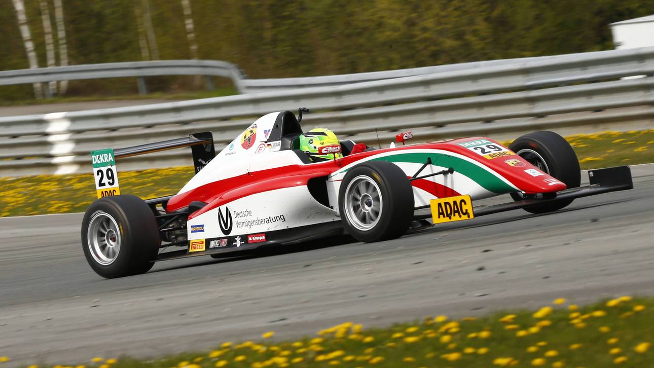 Schumacher holt Rang zwei in Imola