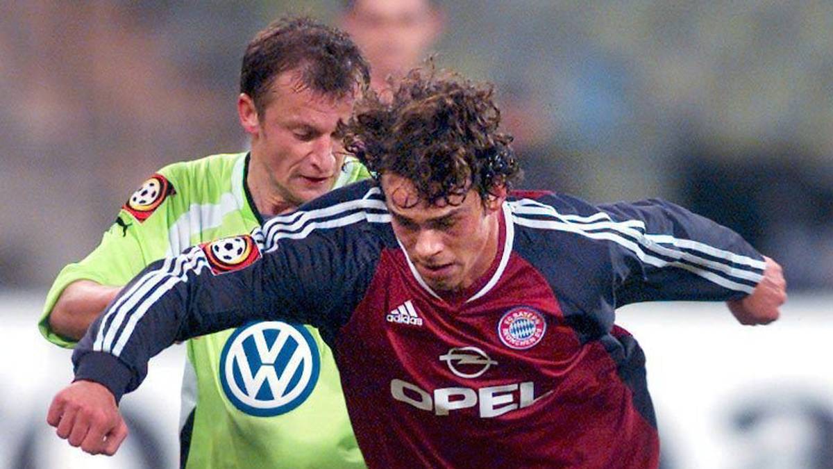 FUSSBALL: DFB POKAL 01/02, FC BAYERN MUENCHEN - VFL WOLFSBURG 2:1 Markus Feulner kam aus der eigenen Jugend, konnte sich im Proikader der Bayern aber nie richtig durchsetzn