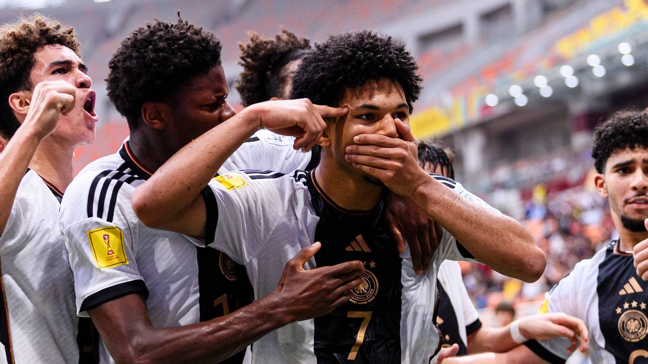 DFB-Junioren stürmen ins Halbfinale!