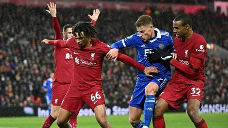 Liverpool siegt durch zwei Eigentore von Leicester