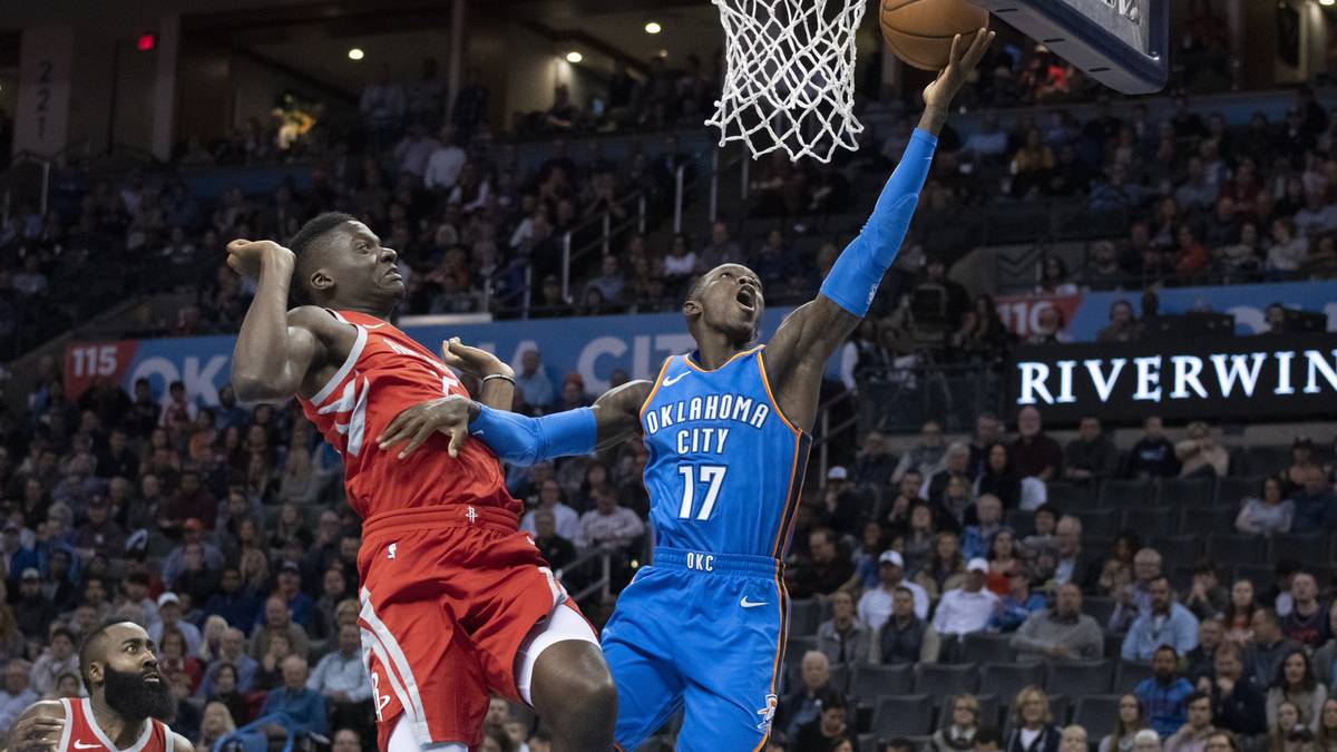 Der Hintergrund: Der OKC-Cap für die kommende Saison liegt bei 150 Millionen Dollar (Luxussteuer: 16,5 Mio. Dollar). Mit einem Trade eines gut verdienen Spielers will OKC Gehalt sparen und die Luxussteuer umgehen - ihren 21. Pick im Draft könnten sie mit hineinwerfen