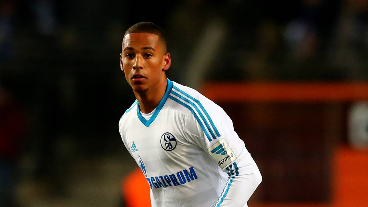 Schalke verlängert mit Kehrer