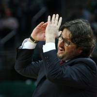 Ohne Trainer Andrea Trinchieri haben die Basketballer des FC Bayern auch das zweite Spiel auf ihrer Spanien-Tour verloren.