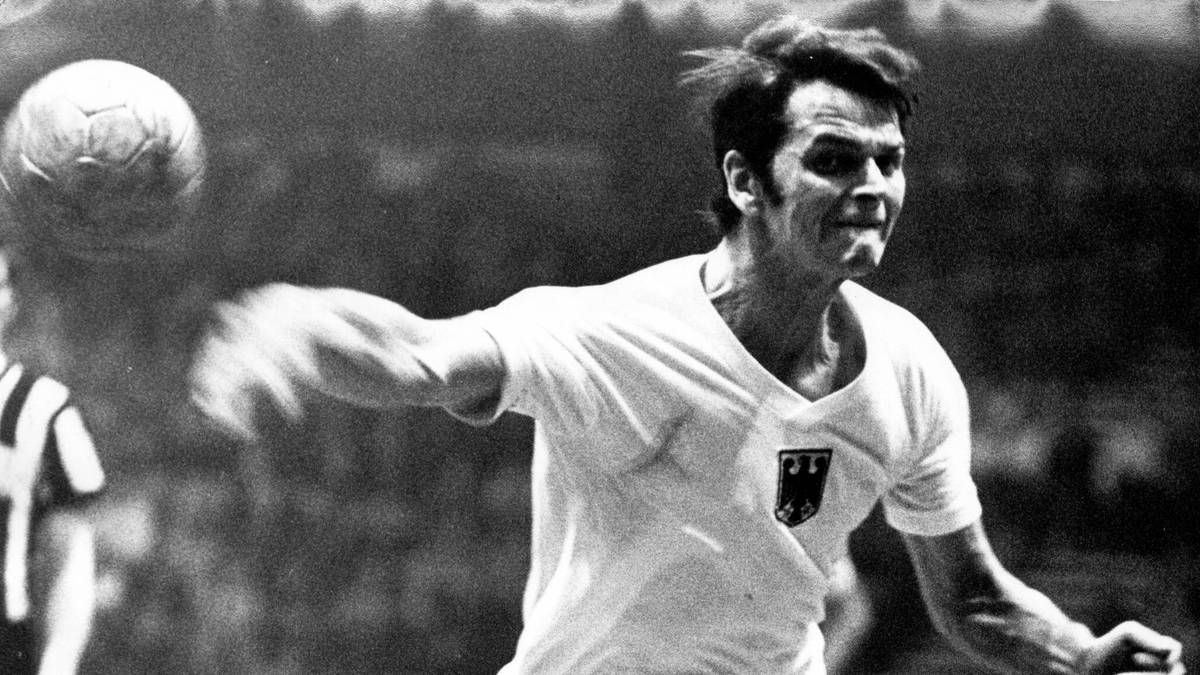 PLATZ 12: HERBERT LÜBKING (650 Tore in 139 Spielen) - Rückraum Mitte