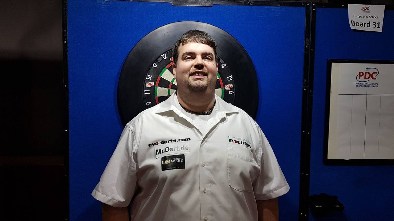 Deutscher Clemens holt PDC-Karte