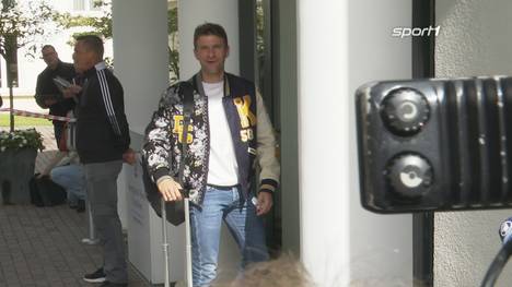 In der Bundesliga haben die bayern-Spieler derzeit eher wenig zu lachen. Bei Hansi Flick und der Nationalmannschaft soll die Freude wieder zurückkehren. 