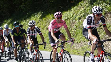 Tom Dumoulin (2.v.r.) gewann 2017 den Giro d'Italia