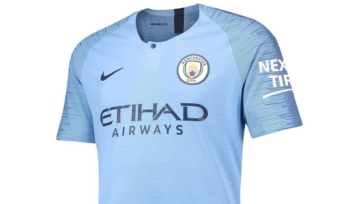 MANCHESTER CITY (Heimtrikot)