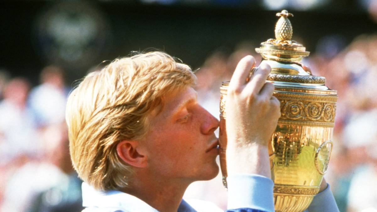 PLATZ 2 - BORIS BECKER (6 Grand-Slam-Titel, insgesamt 49 Einzeltitel): Der erste deutsche Wimbledon-Sieger und jüngste aller Zeiten: Mit 17 Jahren gewinnt Becker 1985 sensationell in London und wiederholt seinen Triumph ein Jahr später sowie 1989