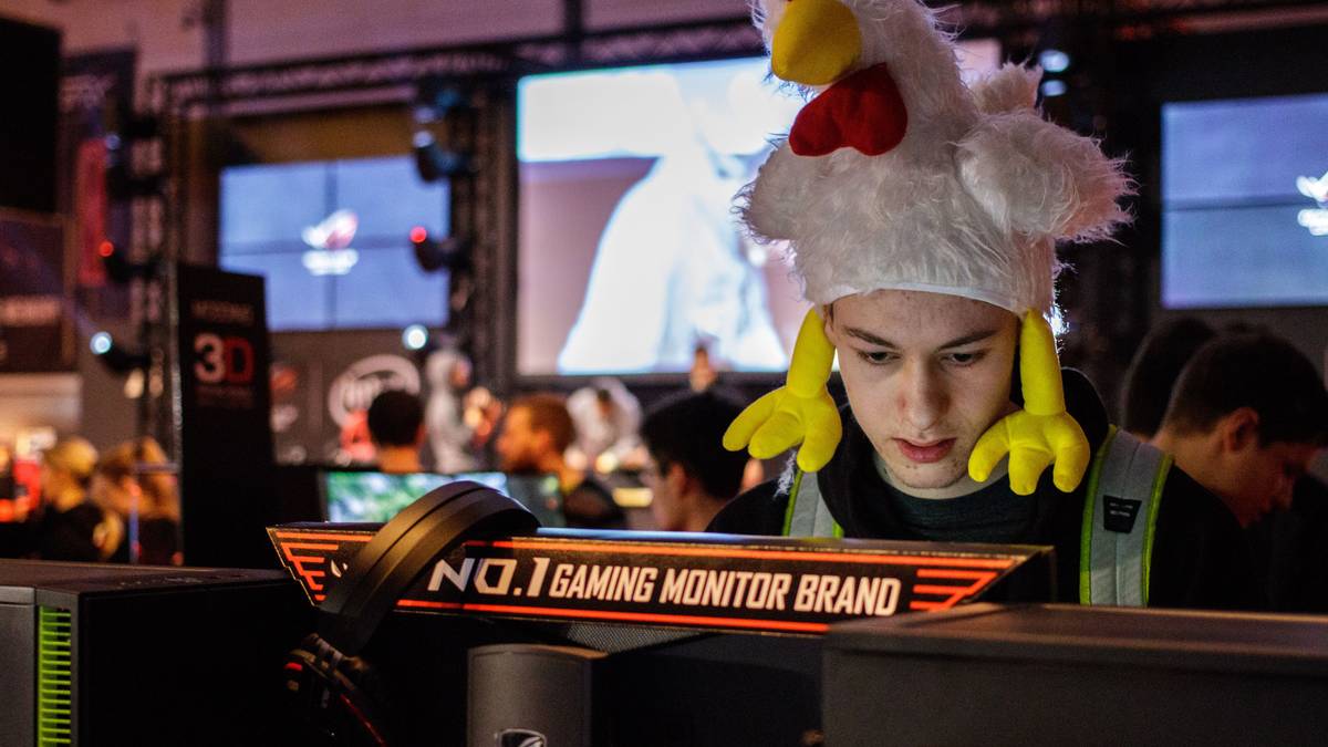 Dieser LAN-Besucher hatte eine ganz besondere Kopfbedeckung