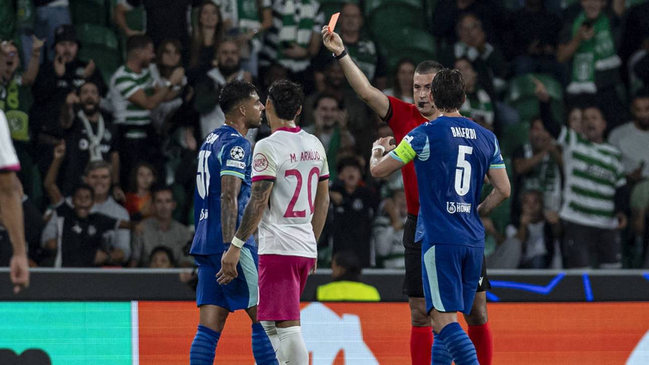 Schiedsrichter Rade Obrenovic zeigte Emerson die Gelb-Rote Karte