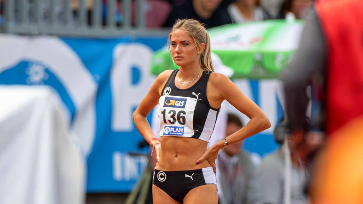 Aufgrund ihres sportlichen Talents, aber auch wegen ihres Aussehens hat die Sprinterin  diverse Sponsoren in ihrem Portfolio