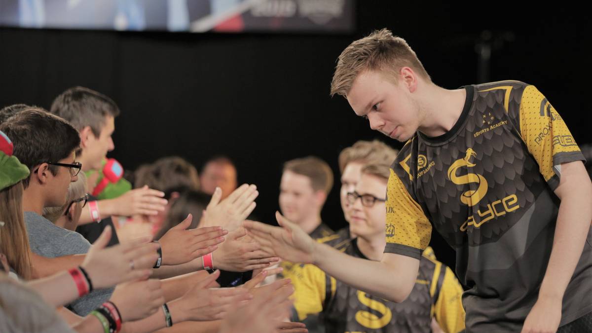 Der große Gewinner der Spielwoche war das dänische Lineup von Splyce, das sich im direkten Duell gegen Fnatic den zweiten Platz der Tabelle sichern konnte