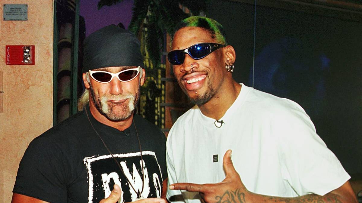 "Hollywood" Hulk Hogan (l.) holte auch NBA-Bad-Boy Dennis Rodman in nWo