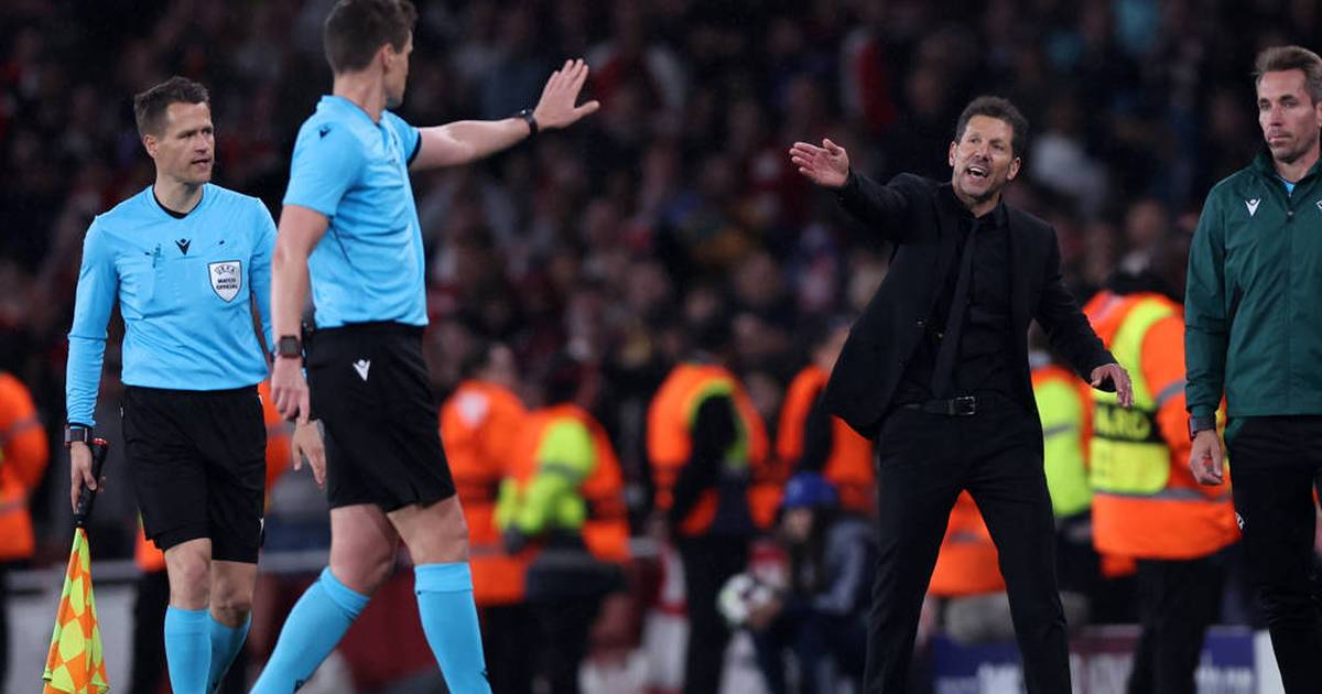 German Referee in the Spotlight: “This Will Be Discussed for Decades to ...