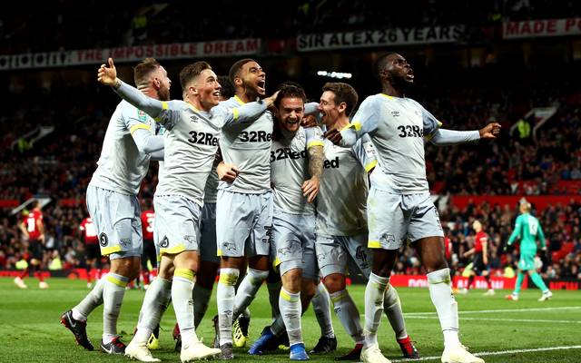 Manchester United Scheitert An Derby County Im Elfmeterschiessen