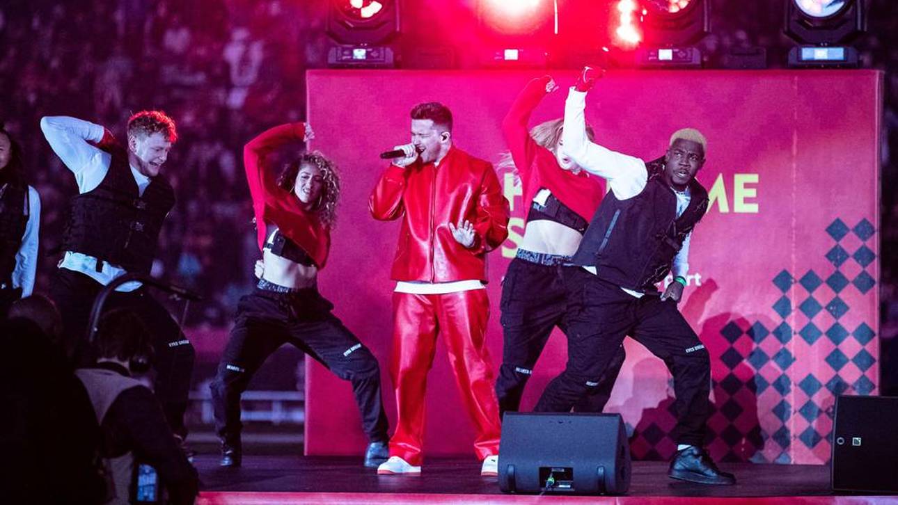 Buhrufe bei Halbzeit-Show in Frankfurt