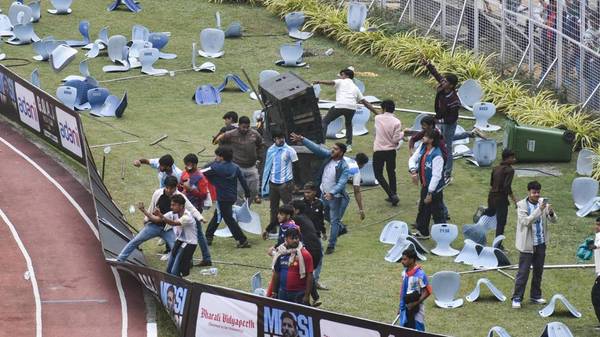 Wüste Szenen nach großer Messi-Enthüllung