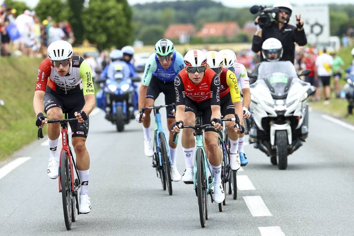 Deutscher sorgt bei Tour-Auftakt für Aufsehen