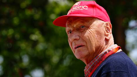 Niki Lauda ist TV-Experte und Aufsichtsratschef bei Mercedes