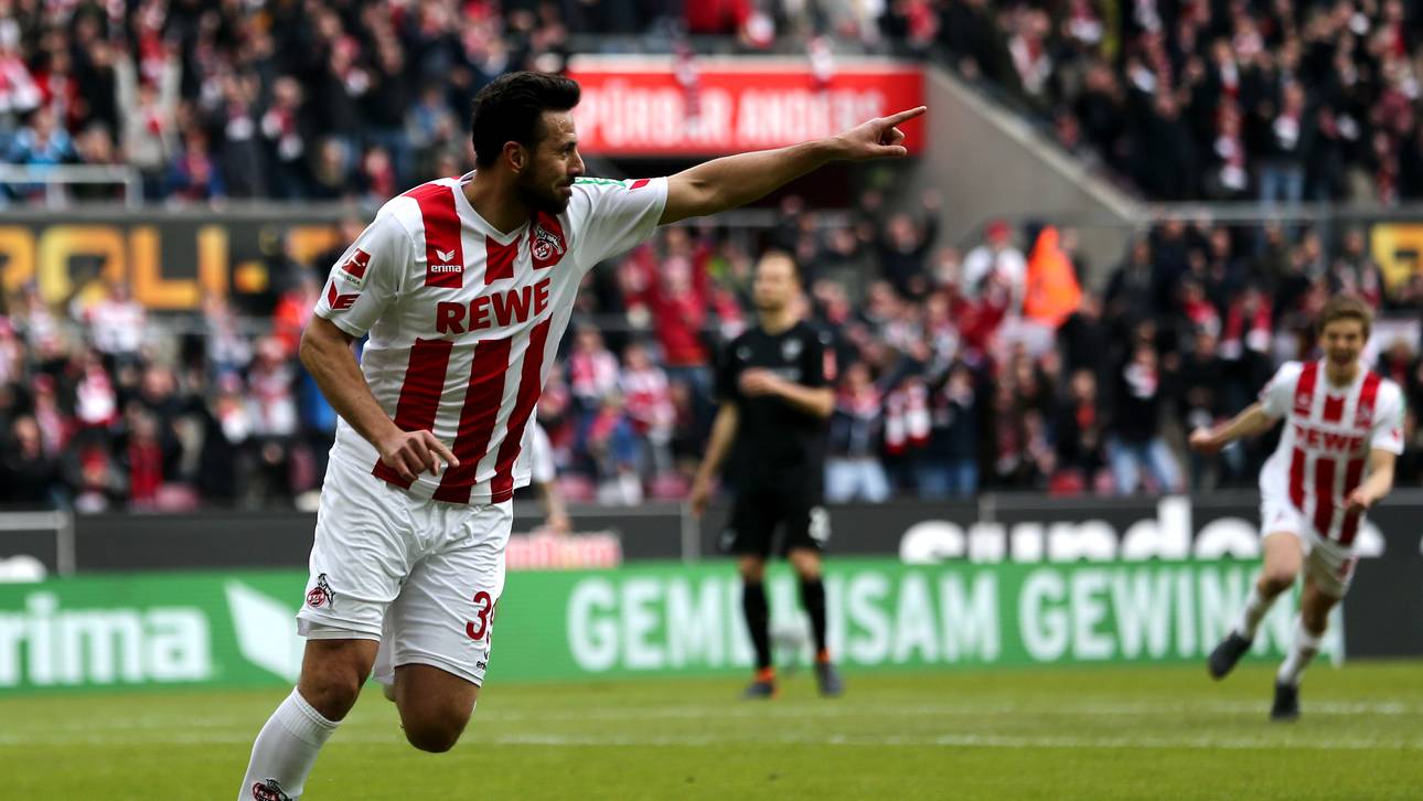 Oldie Pizarro setzt Rekordjagd fort