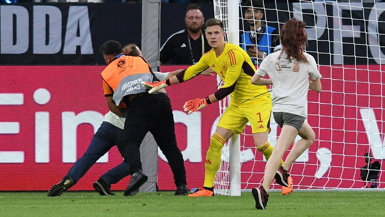 „Sheriff“ ter Stegen greift ein: Flitzer bei DFB-Spiel