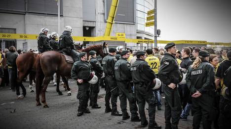 Beim Spiel BVB gegen Wolfsburg setzt die Polizei auf mehr Einsatzkräfte
