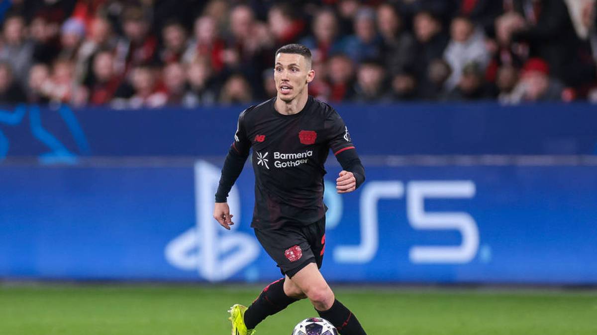 ALEJANDRO GRIMALDO: Klagte noch am Wochenende über Müdigkeit – sowohl bei sich selbst als auch bei der Mannschaft – und lieferte nun eine Leistung, die zu diesen Worten kaum passen wollte. Der Spanier konzentrierte sich zunächst auf die Defensivarbeit, ließ den ansonsten so flinken Bukayo Saka kaum zur Entfaltung kommen und tauchte danach auch immer wieder offensiv auf.