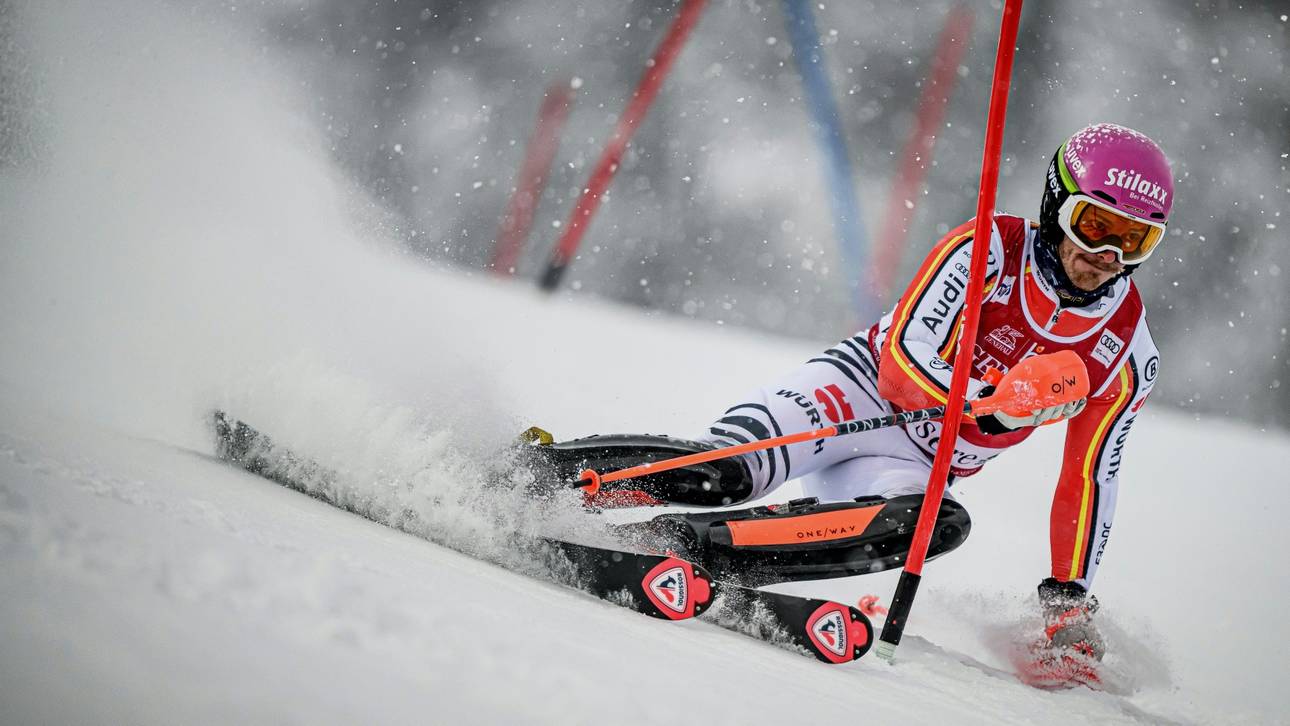 Slalom in  Val d’Isere: Straßer patzt erneut
