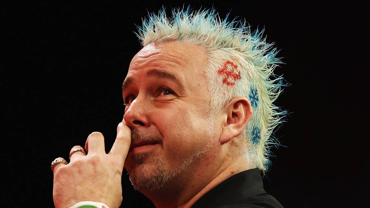 Bevor sich Wright auf den Irokesen festlegte, entschied er sich zumeist für Strubbelhaare. Der Farbfantasie waren aber auch damals schon keine Grenzen gesetzt