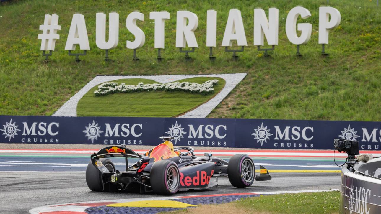 Formel 2: Chaos beim Sprintrennen