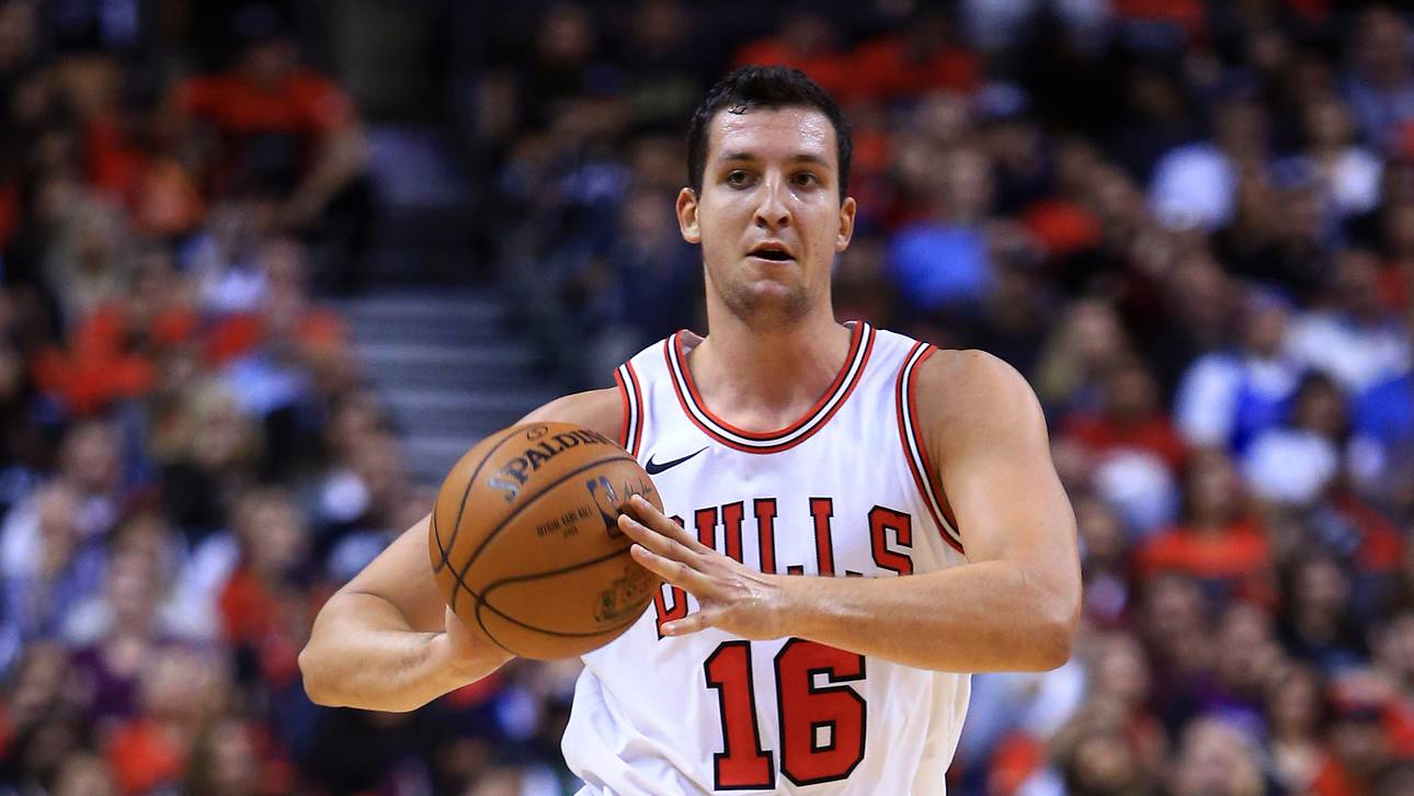 Zipser brilliert bei Bulls-Pleite