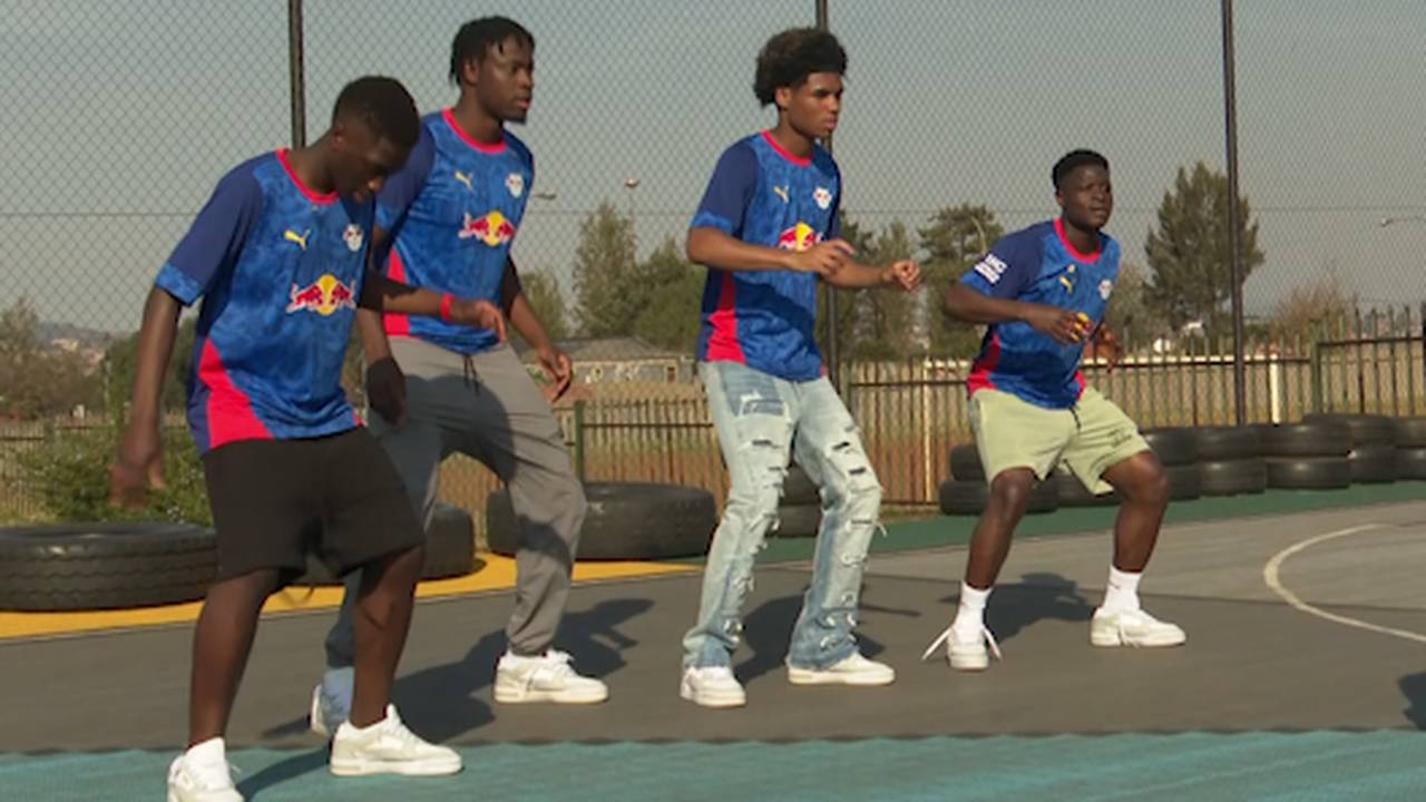 Bundesliga-Stars schwingen das Tanzbein in Südafrika