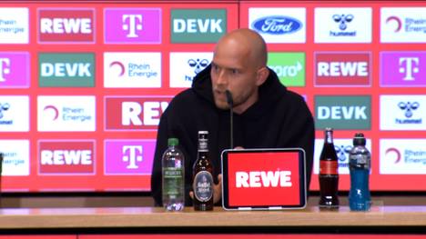 Im Derby zwischen Köln und Leverkusen ist auch nach dem Spiel noch Zündstoff drin.  Bayers Kasper Hjulmand beklagt einen nassen Rasen. Das will Effzeh-Chef Rene Wagner nicht auf sich sitzen lassen.