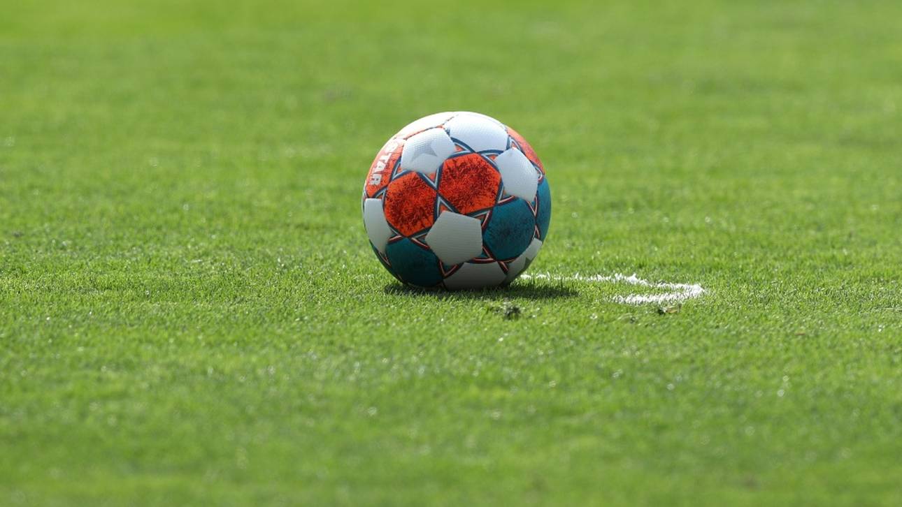 AEK Athen gewinnt erstes richtiges Heimspiel nach 19 Jahren