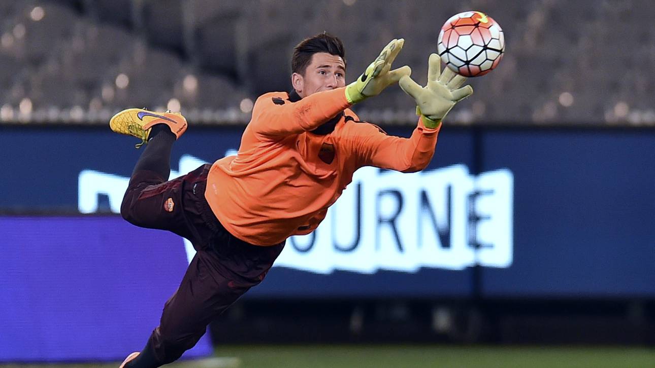 Mainzer Keeper Curci fällt aus