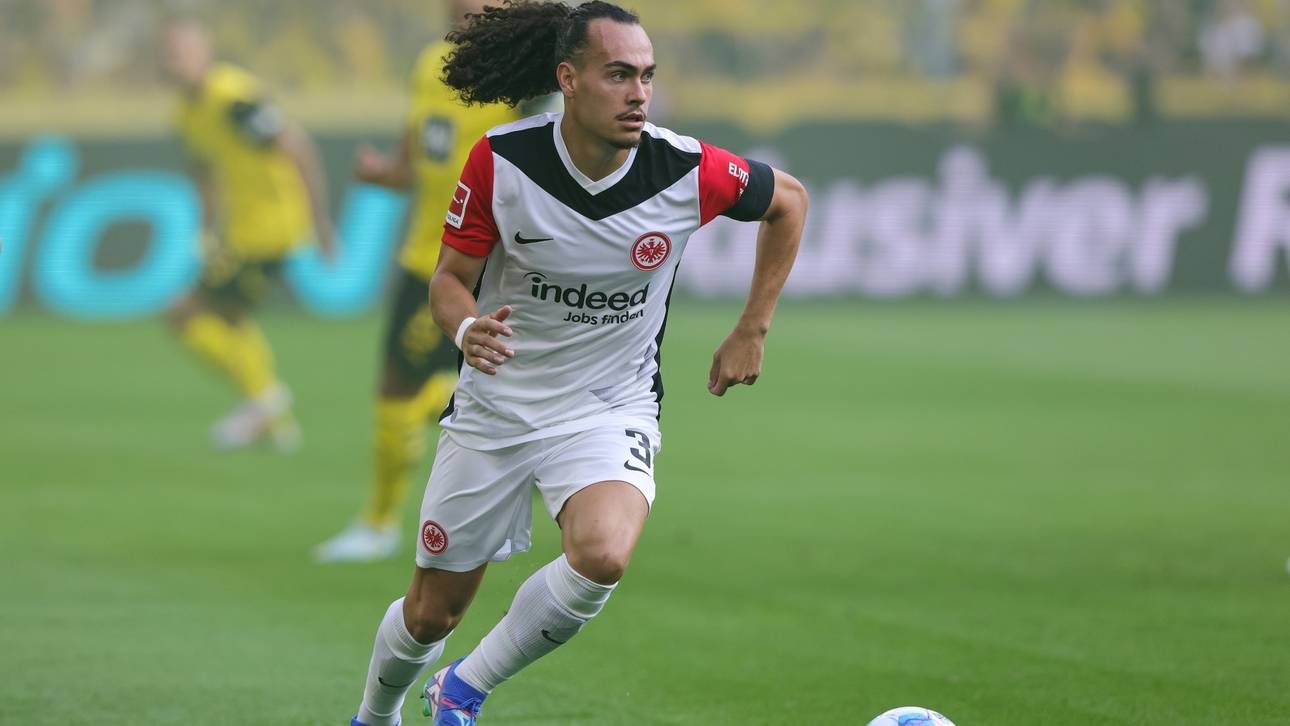 Eintracht klärt Zukunft von Verteidiger