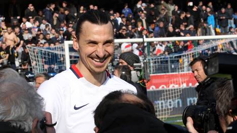 Zlatan Ibrahimovic soll mit aller Macht nach China gelockt werden