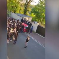 Vor der Haustür! PSG-Ultras skandieren "Neymar raus“