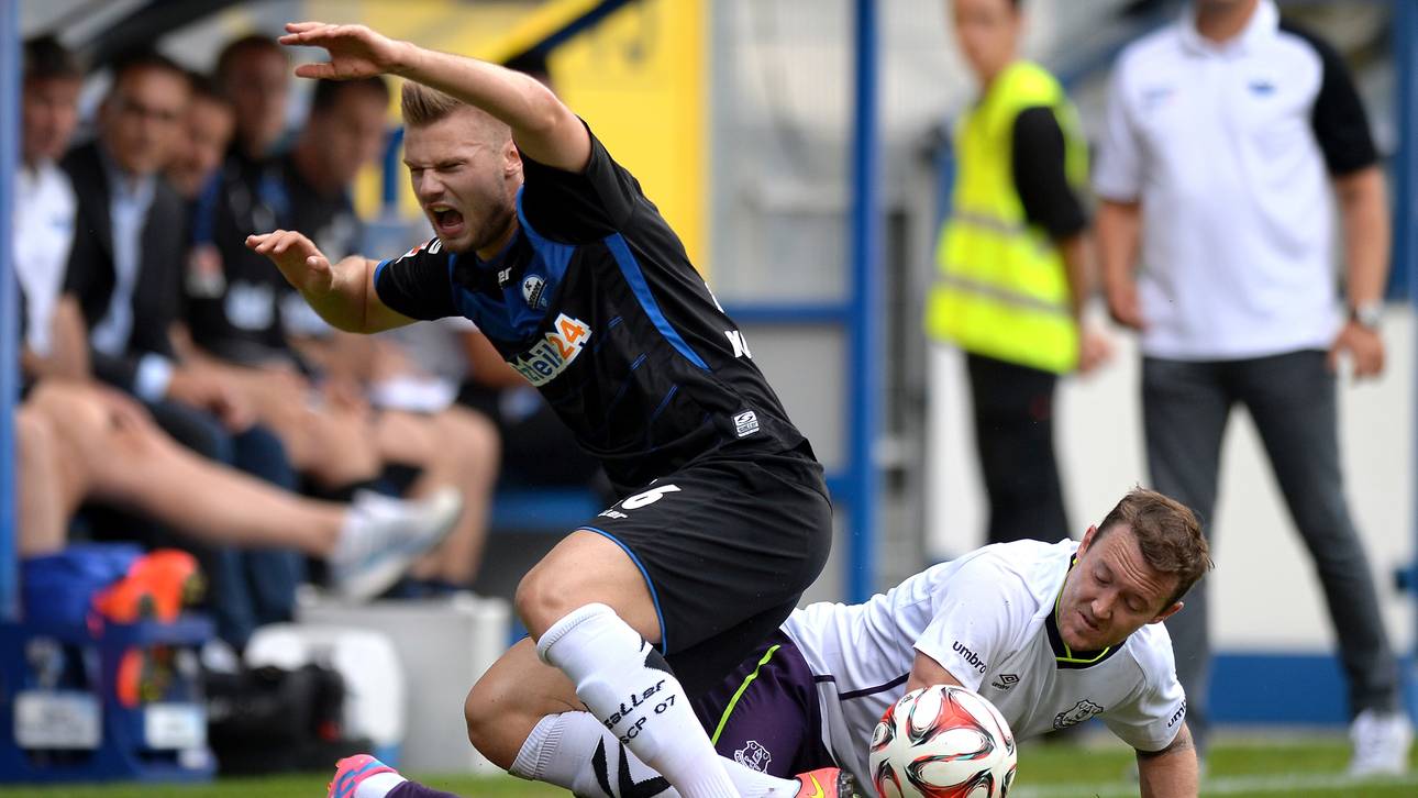 Paderborn verlängert mit Hartherz